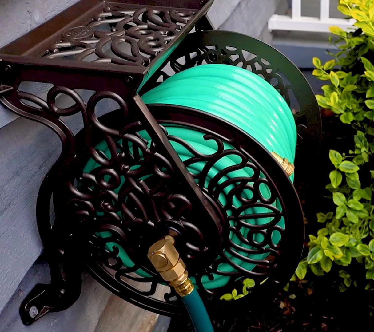 Bronze Wall-Mounted Garden Hose Reel - Accommodates 125 Feet of 5/8-Inch Hose, Crafted from Durable Cast Aluminum