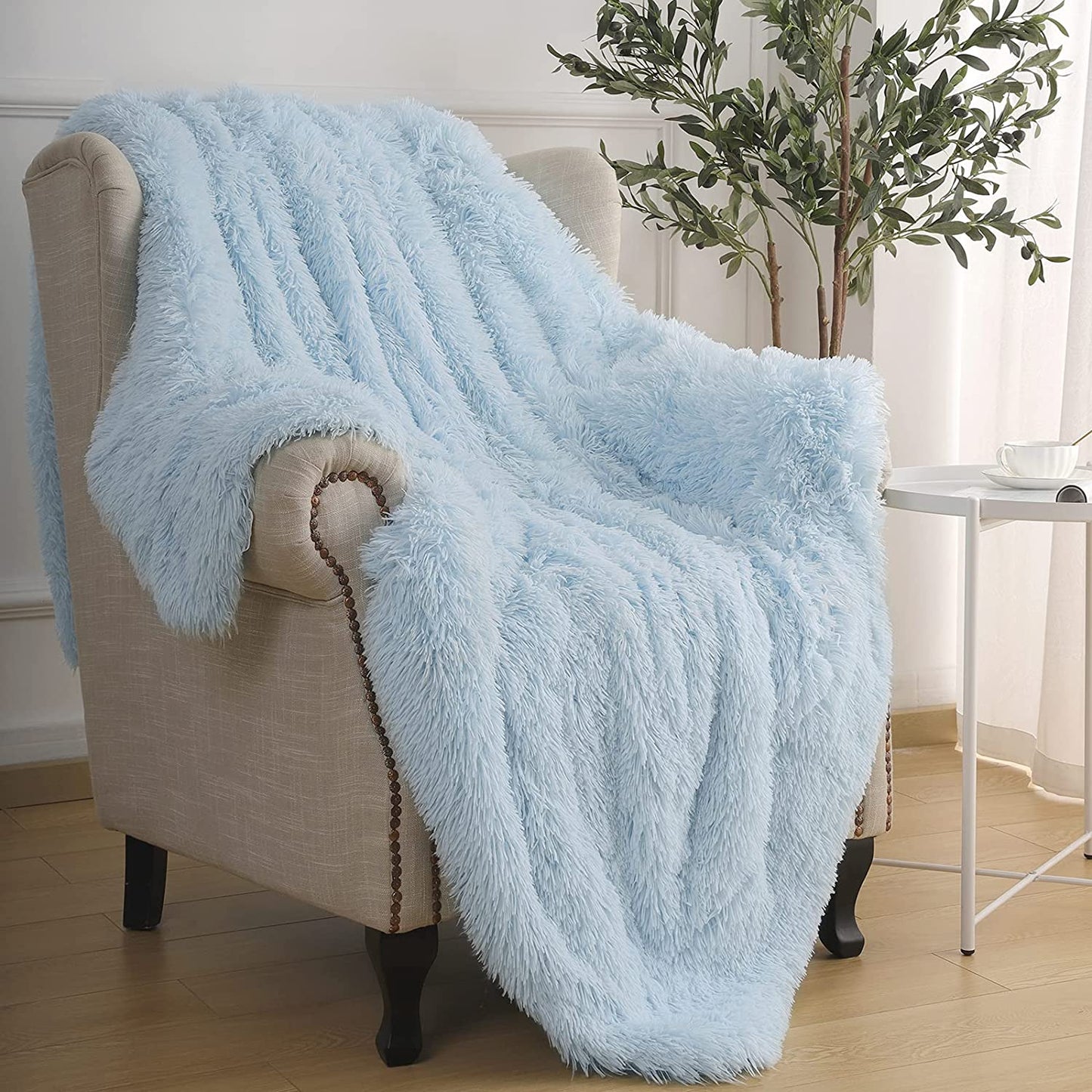 Light Blue Super Soft Shaggy Fuzzy Sherpa Throw Blanket, Cozy Lightweight Fluffy Faux Fur, 50" x 60", Washable Home Decor for Bed, Couch, and Sofa